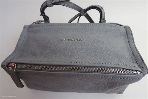 givenchy pandora messenger bag mini